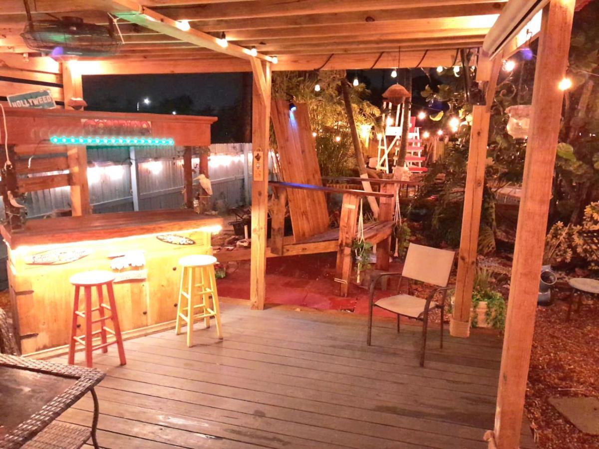Susan And Ledif'S Tropical Hideaway Greenacres City Dış mekan fotoğraf
